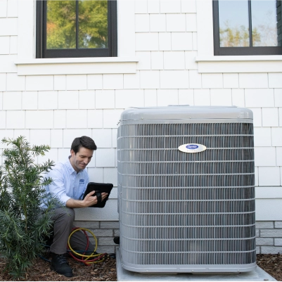 carrier tech performing maintenance